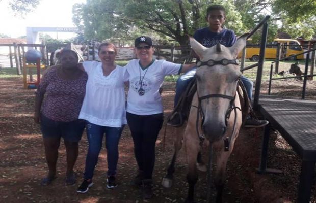 Projeto de Equoterapia é iniciado pela Secretaria de Assistência Social no município