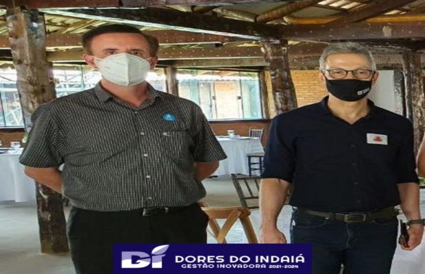 O Prefeito Alexandro Coêlho Ferreira esteve em Bom Despacho com o Governador de Minas Gerais